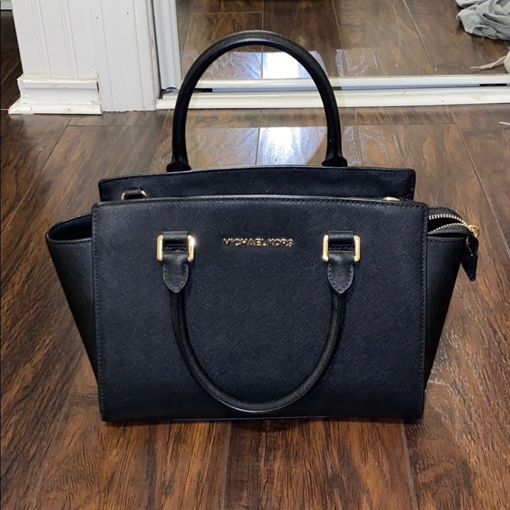 Michael Kors black bag